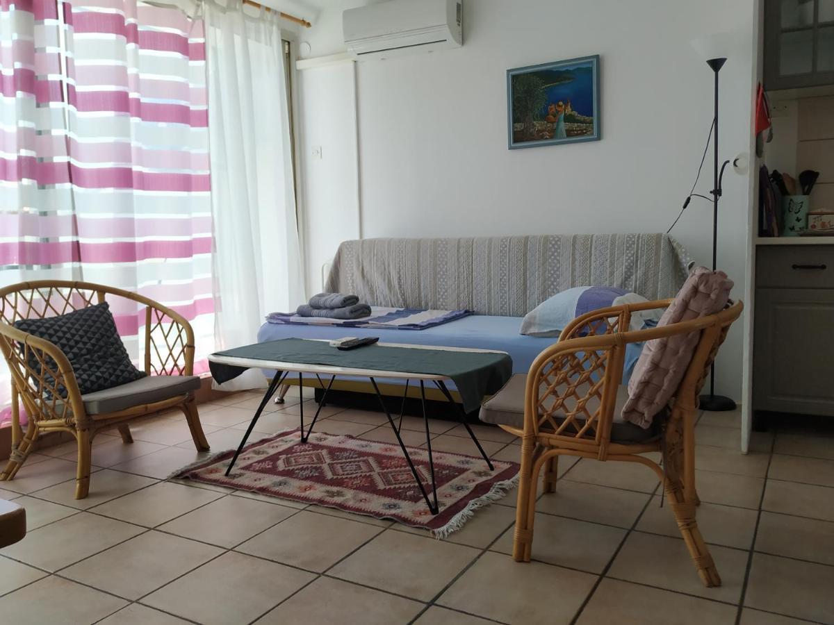 Apartmani Zlatko พูลา ภายนอก รูปภาพ