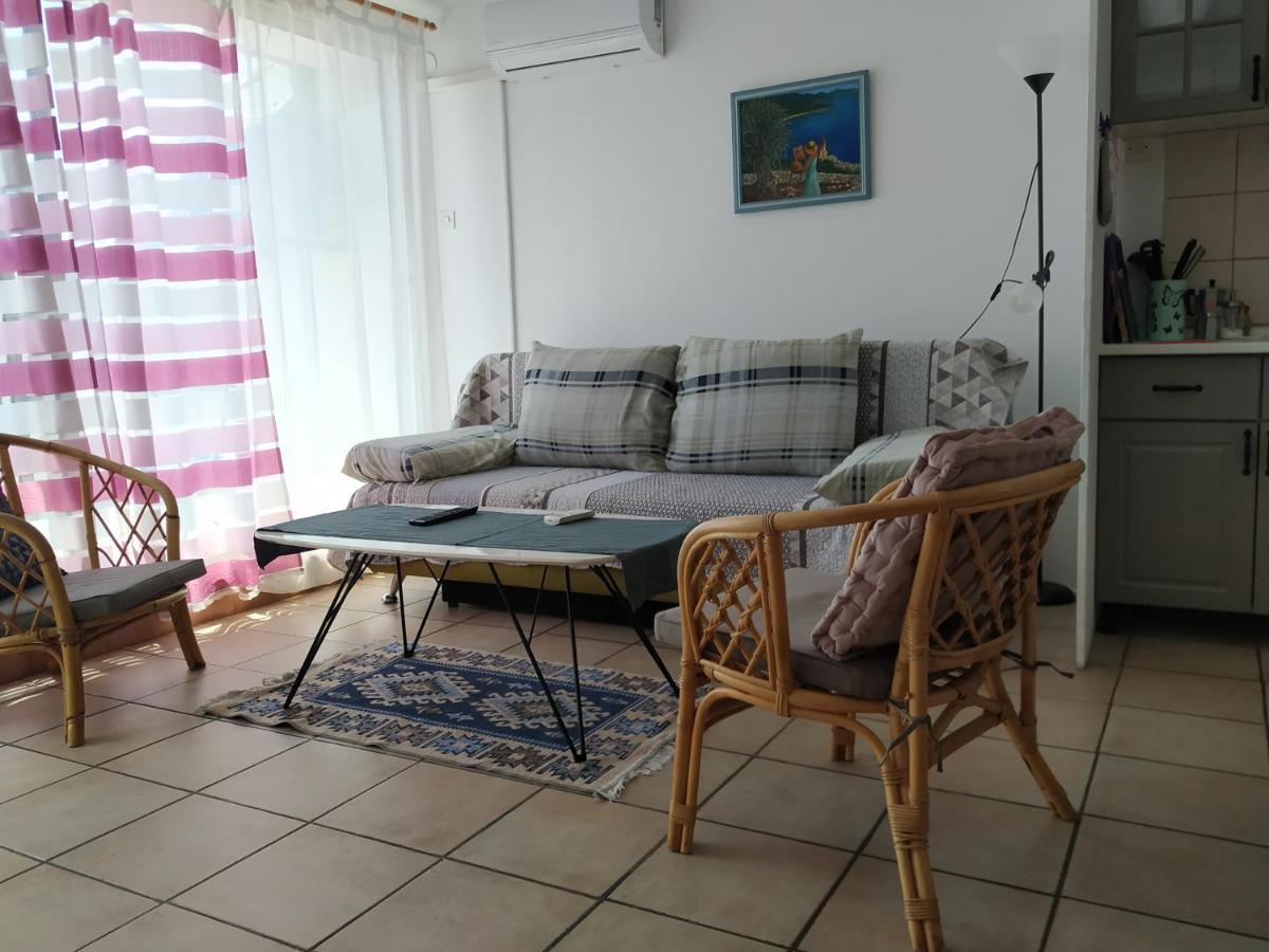 Apartmani Zlatko พูลา ภายนอก รูปภาพ