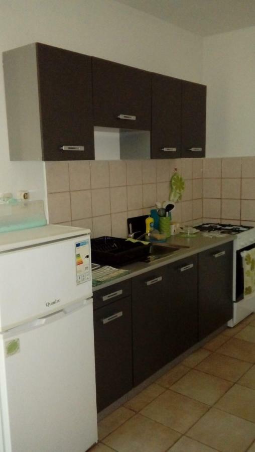 Apartmani Zlatko พูลา ภายนอก รูปภาพ